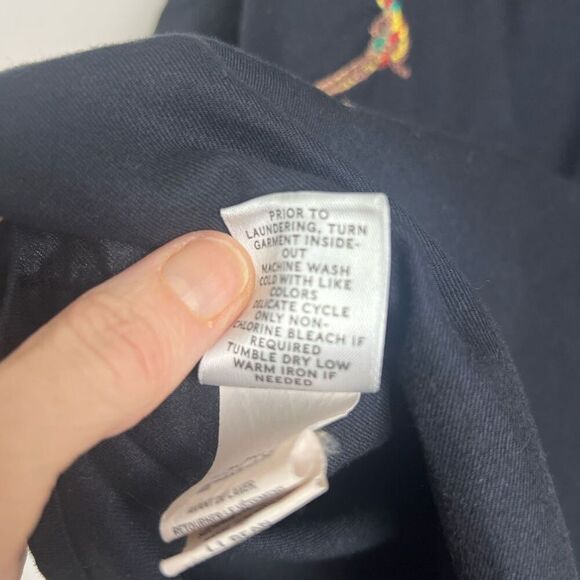 L.L. Bean Signature 100% Cotton Black Embroidered Pheasant Print Classic Blouse - Picture 12 of 12